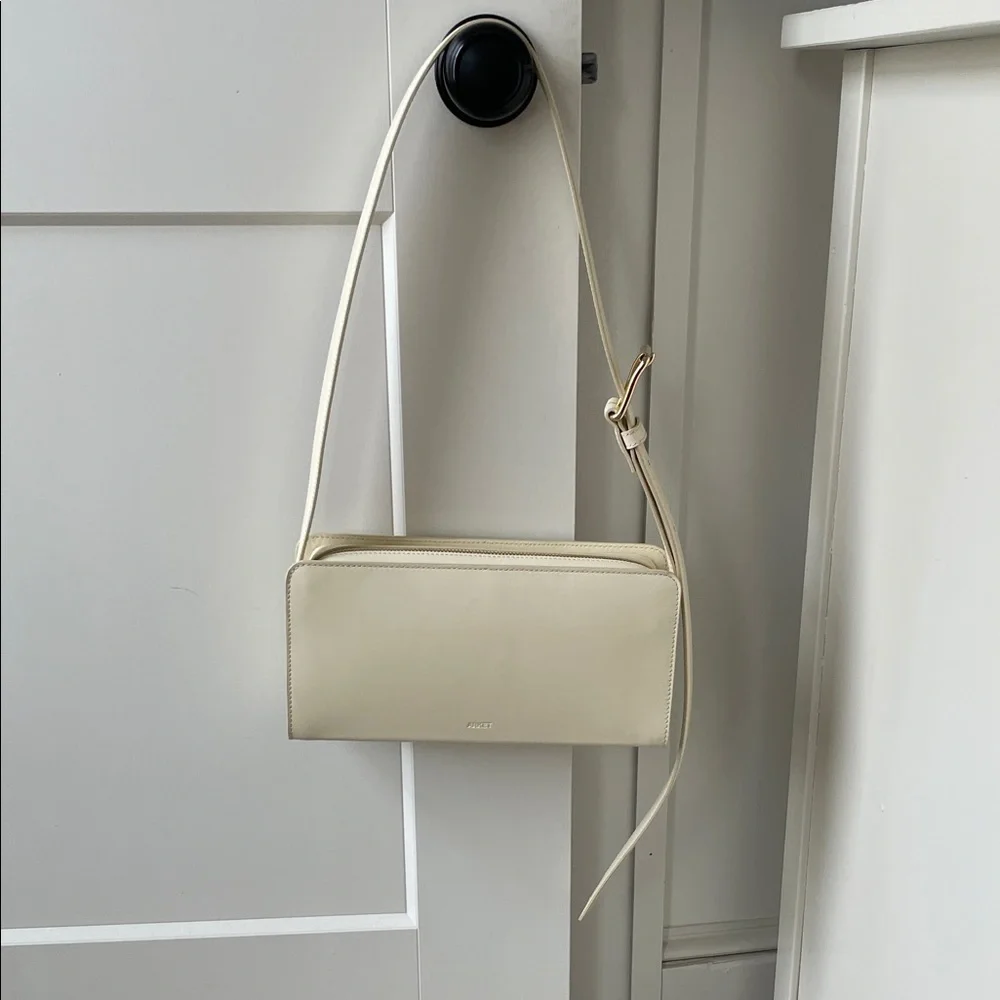 Arket Cream Women's Shoulder Bag - Picture 1 of 14